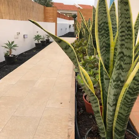 Сasa de vacaciones Cozy, House , By Mahbovillas La Oliva