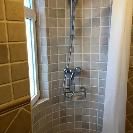 Сasa de vacaciones Cozy, House , By Mahbovillas *