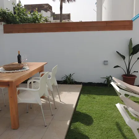 Сasa de vacaciones Cozy, House , By Mahbovillas *