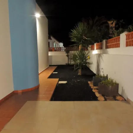 Сasa de vacaciones Cozy, House , By Mahbovillas *